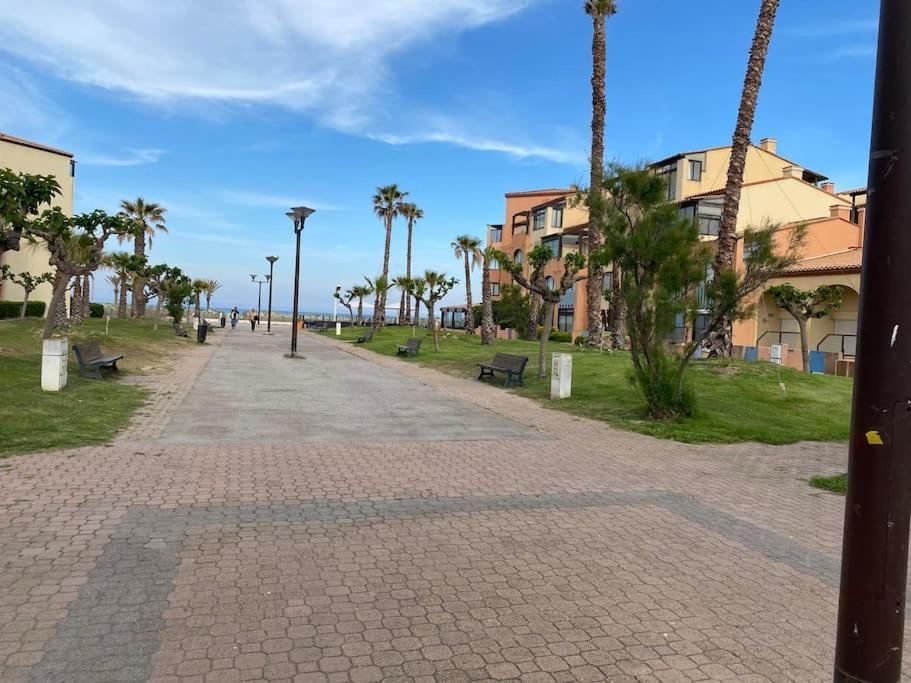 Appartement Renove A 150 M De La Plage Le Barcarès Dış mekan fotoğraf